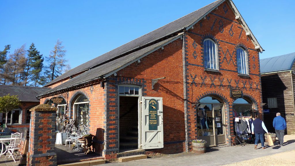 Heart-of-the-Shires-Shopping-Village Heart of the Shires 1point3creative